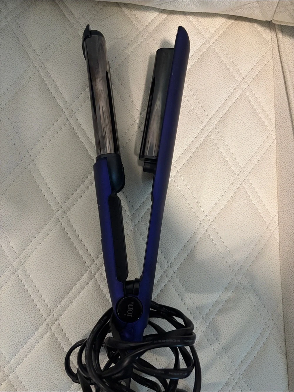 Ion Titanium Pro Triple Barrel Waver for Y2K styling